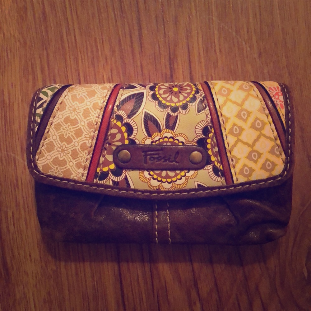 Fossil wallet